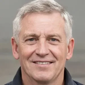 James L. – New York, USA